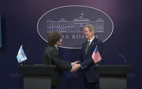 Bessent saludó a Milei y aseguró que el país "se encamina hacia un futuro económico brillante"