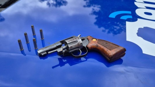 Detuvieron a un menor armado tras un robo en B° 16 de Abril