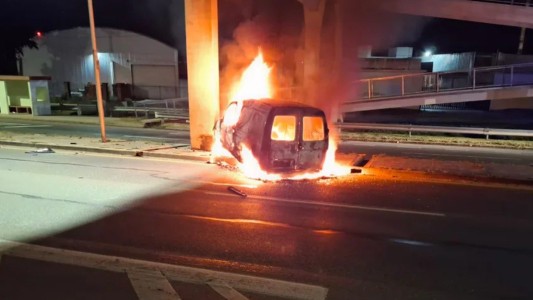 Tragedia en Ruta 5: un hombre murió calcinado tras chocar contra un pilar en Los Cedros