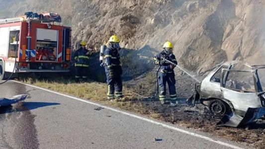 Chocó contra un caballo y su auto explotó: sobrevivió de milagro