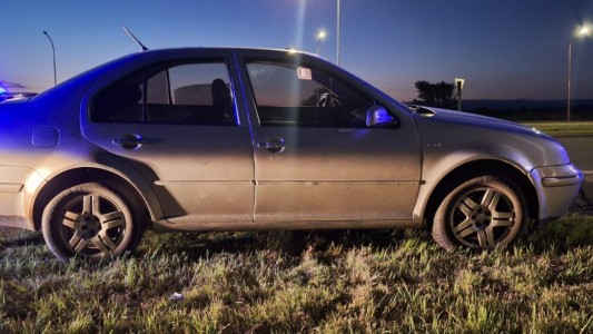 Colonia Caroya: detuvieron a dos hombres con cocaína y pastillas durante un control