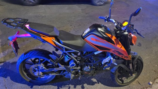 Detuvieron a un menor y recuperaron una motocicleta robada tras una persecución