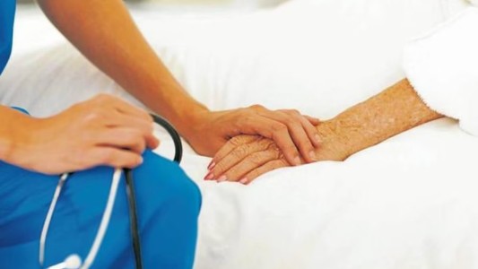 Presentaron un proyecto de ley para legalizar la eutanasia y la muerte asistida en Argentina