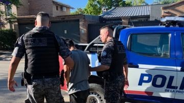 Barrio El Cerrito: detuvieron a un joven acusado de asaltar a una mujer que estaba con su bebé