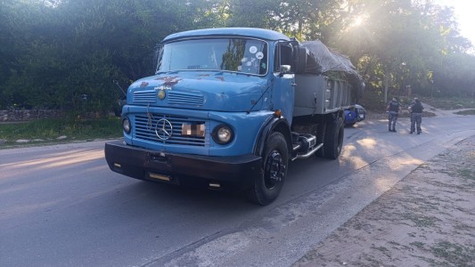 Villa Warcalde: falleció un niño de 8 años que fue atropellado por un camión que transportaba poda