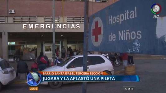 Esta grave una nena de 4 años aplastada por una pileta de cemento