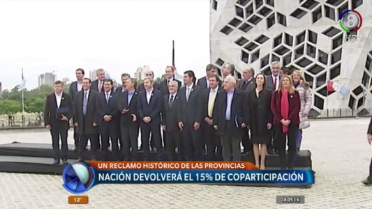 Nación acuerda la devolución gradual del 15% de la coparticipación