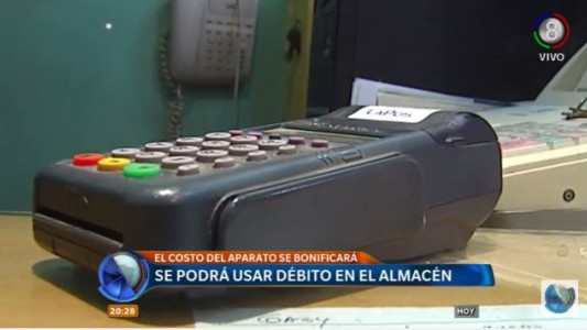 Almacenes recibirán tarjeta de débito