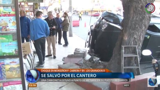 El Kiosquero se salvó de milagro tras el vuelco de una camioneta