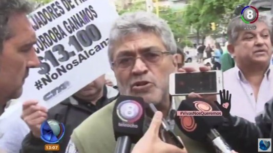 Gremios provinciales marcharon por reapertura de paritarias