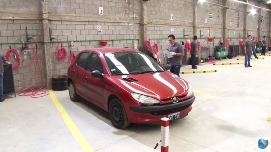 Aplican cambios en el grabado de autopartes
