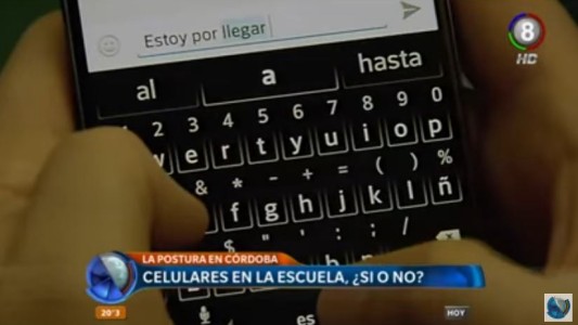 Derogaron la ley que impide el uso de dispositivos tecnológicos en las aulas