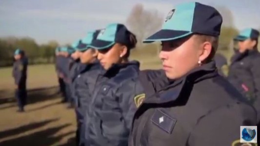 El jefe de la división asegura que todavía hay uniformados de la barrial capacitándose