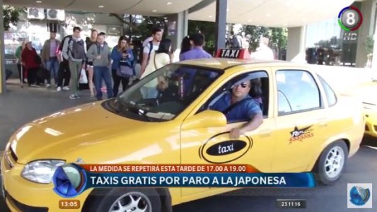 Taxi gratis por protesta "a la japonesa"