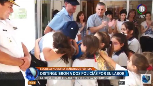 Distinguieron a dos policías por su compromiso con la comunidad