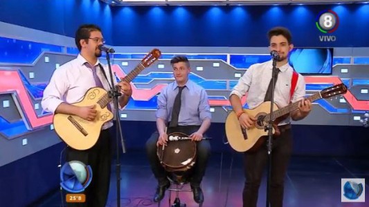 Emiliano, Tobías y Tomás interpretaron en vivo el "Aleluya"