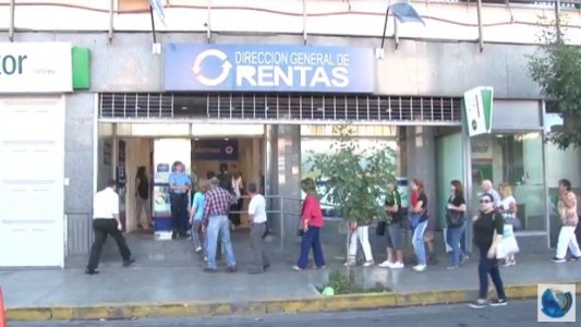 Contribuyentes en busca del descuento de rentas para el año próximo