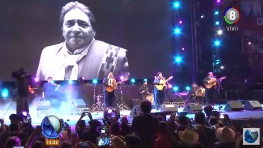 Show inolvidable de los Manseros Santiagueños en el cierre de Jesús María