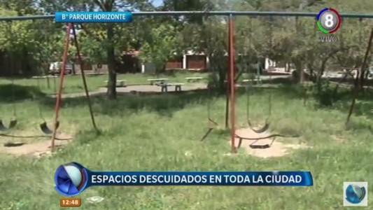Falta de mantenimiento y abandono en la plaza de Parque Horizonte