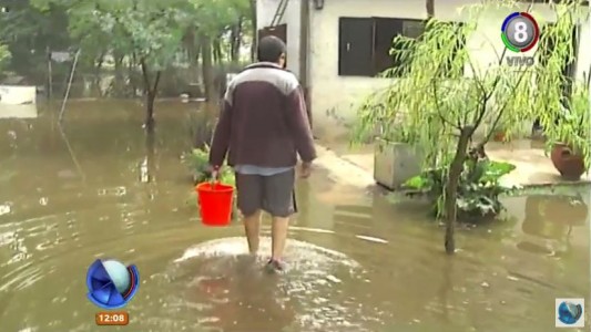 Por las intensas lluvias, vecinos de Cooperativa Los Andes se autoevacuaron