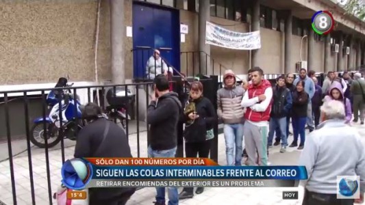 Largas filas en el Correo Argentino para retirar envíos internacionales