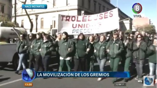 El plan de lucha de los choferes suma adhesiones