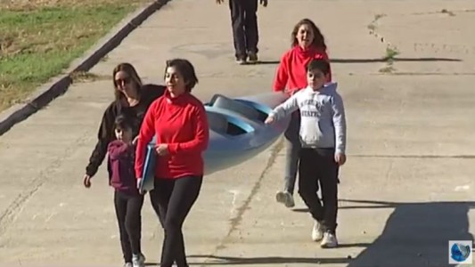 Historia de superación: Tuvieron Cáncer, reman hace años, pero ahora lo hacen arriba de una canoa