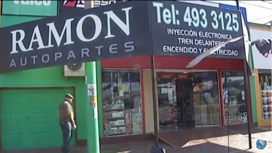 Millonario asalto a una casa de repuestos