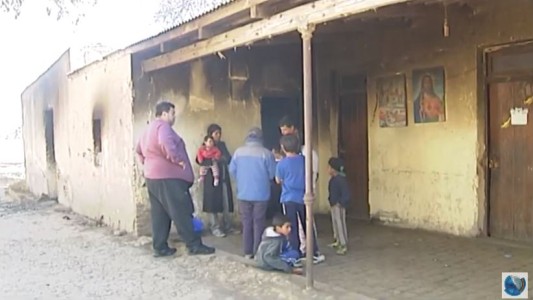 Una humilde familia perdió todo al incendiarse su casa de La Carbonada