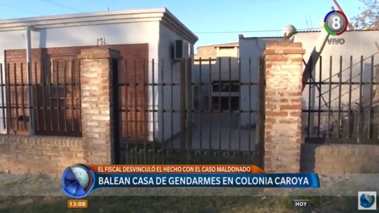 Colonia Caroya: Balearon casa de gendarmes