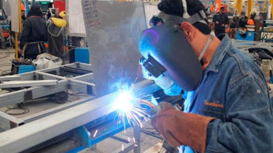 Dato del INDEC, la economía creció un 2,8% en 2017