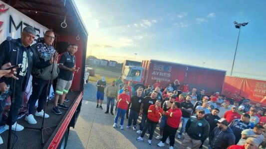 Paro en Coca-Cola por tiempo indeterminado: peligra el reparto de gaseosas