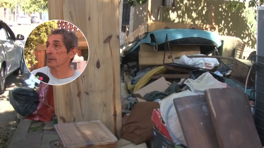 Desalojaron a jubilado que alquilaba la casa de un usurpador: quedó en la calle con su perra