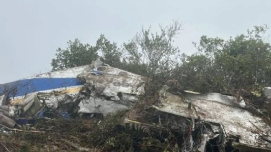 Tragedia aérea en Colombia: murieron 15 personas tras choque de avión