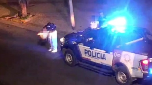Tres adolescentes detenidas tras derribar a una motociclista con un botellazo en General Bustos