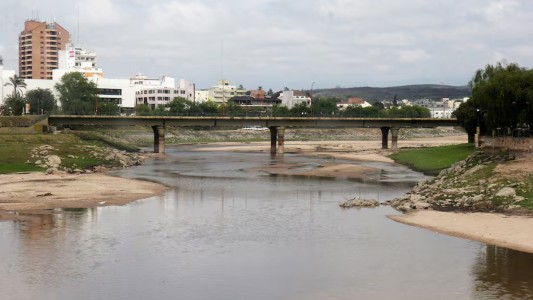 Villa Carlos Paz declara Alerta Naranja: restringe el uso de agua potable