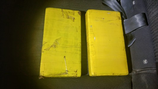 Detienen a una expolicía en Ruta 9