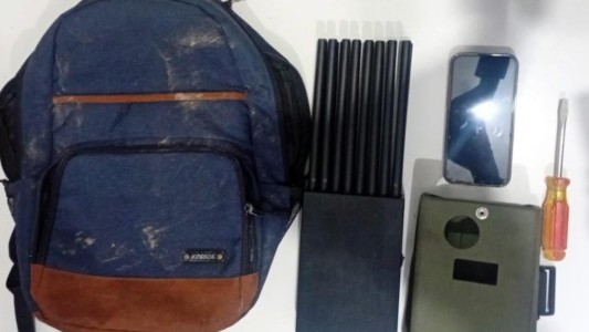 Altos de Manantiales: la Policía frustró un ingreso delictivo y detuvo a un hombre con un inhibidor de alarmas