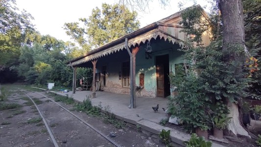 Villa Giardino reclama la vuelta del Tren de las Sierras por la usurpación de la estación
