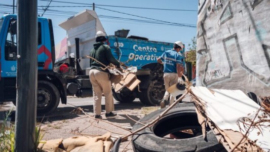 La Municipalidad refuerza el descacharreo para prevenir el dengue en barrios de la ciudad