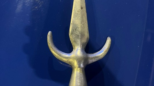 Detuvieron a un "naranjita" tras intentar atacar a otro con un objeto punzocortante