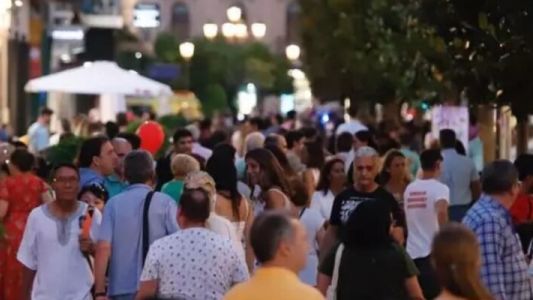 El centro de Córdoba se prepara una nueva edición de la "Noche de las compras" con espíritu de carnaval