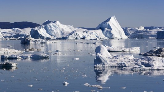 El Ártico registró su año más caluroso desde 1900 según informes científicos globales