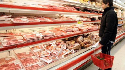 Los alimentos subieron 2,4% en Córdoba durante noviembre, según un informe del IETSE