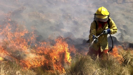 Incendios en Córdoba: continúan los focos activos en Saldán y Traslasierra