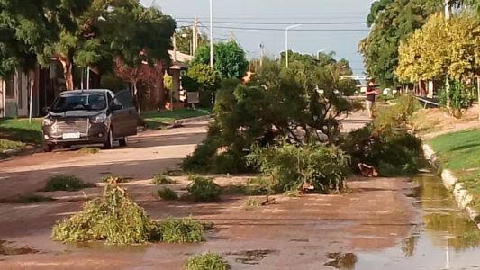 Fuerte temporal azotó el sur cordobés con granizo, ráfagas y lluvias intensas