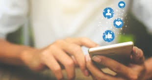 Advierten sobre los riesgos de publicar datos personales y fotos de menores en redes sociales