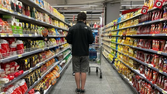 La inflación de noviembre fue de 2,5% y acumuló 31,4% en los últimos doce meses, informó el INDEC