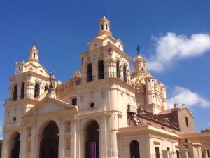 Clima en Córdoba: el pronóstico para este viernes 13 de marzo con calor y sol