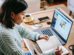 Córdoba abre inscripciones para cursos gratuitos de idiomas: cómo anotarse